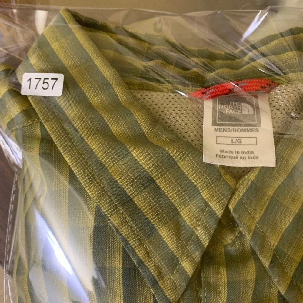 The North Face Mens Large Green Plaid Modal Blend Long Sleeve Button Down AD7B